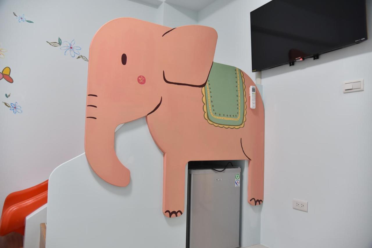 Kids Heart Home Fengyuan Exterior foto